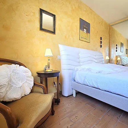 Prázdninový dům Belle - 6 Personnes - Piscine Et Parking Prives - Veranda Climatisee - Terrasse - 3 Doubles Réalville