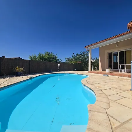 Belle - 6 Personnes - Piscine Et Parking Prives - Veranda Climatisee - Terrasse - 3 Doubles Prázdninový dům