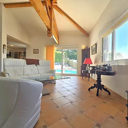 בית נופש Belle - 6 Personnes - Piscine Et Parking Prives - Veranda Climatisee - Terrasse - 3 Doubles