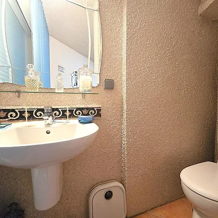 בית נופש Belle - 6 Personnes - Piscine Et Parking Prives - Veranda Climatisee - Terrasse - 3 Doubles