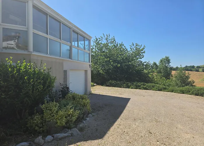 Hébergement de vacances Belle - 6 Personnes - Piscine Et Parking Privés - Véranda Climatisée - Terrasse - 3 Doubles